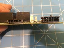 PICTURE OF ANTENNA/POWER DOWN PORT.